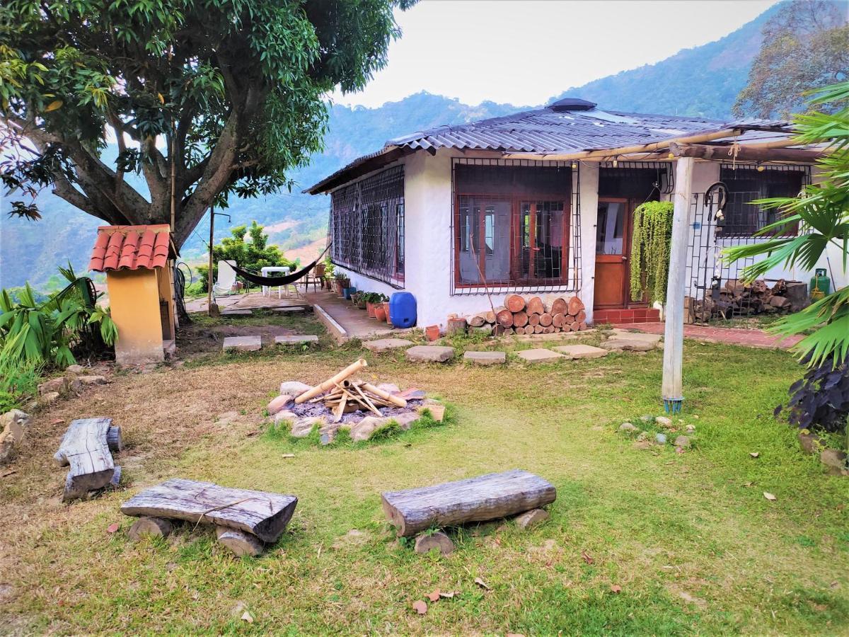 Hostal Bolivar - Casa Quinta